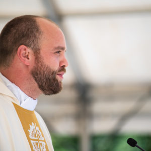 KRISTJAN PO IMENU ALI KRISTJAN V ŽIVLJENJU?                                         Duhovni večer z gostom g. Blažem Frankom