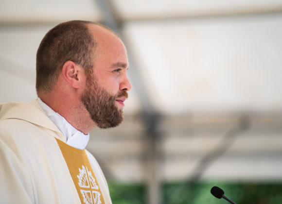 KRISTJAN PO IMENU ALI KRISTJAN V ŽIVLJENJU?                                         Duhovni večer z gostom g. Blažem Frankom